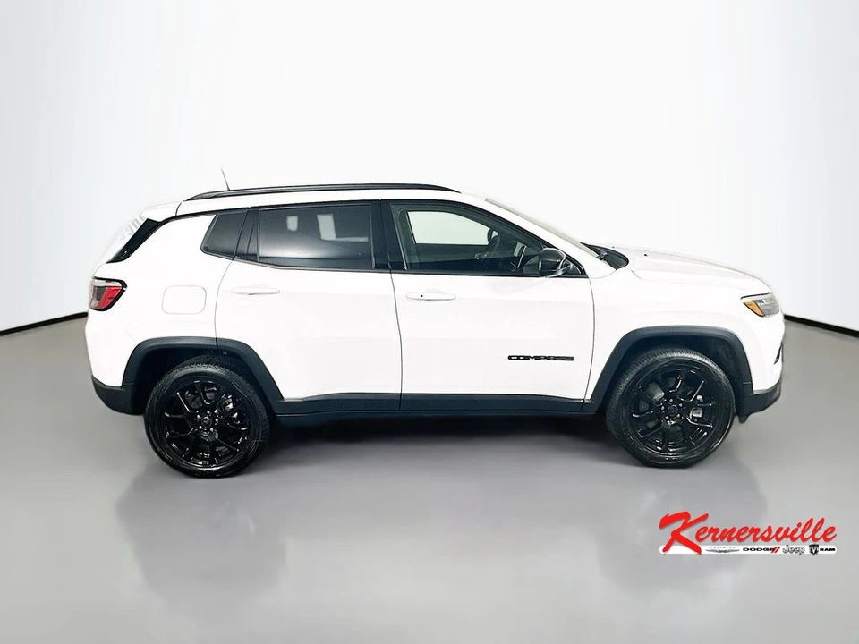2026 Jeep Compass - Image 8 of 12