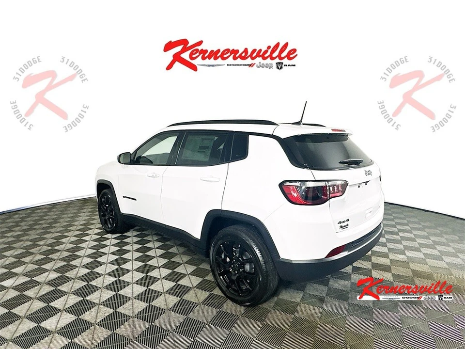 2026 Jeep Compass - Image 5 of 12