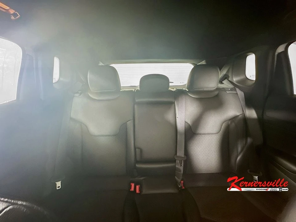 2026 Jeep Compass - Image 10 of 12