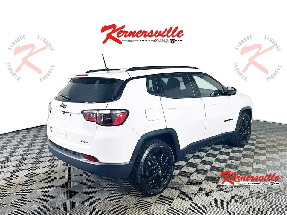 2026 Jeep Compass - Image 7 of 12