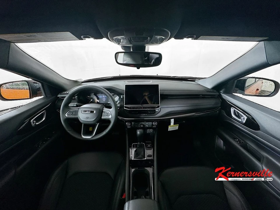 2026 Jeep Compass - Image 9 of 21