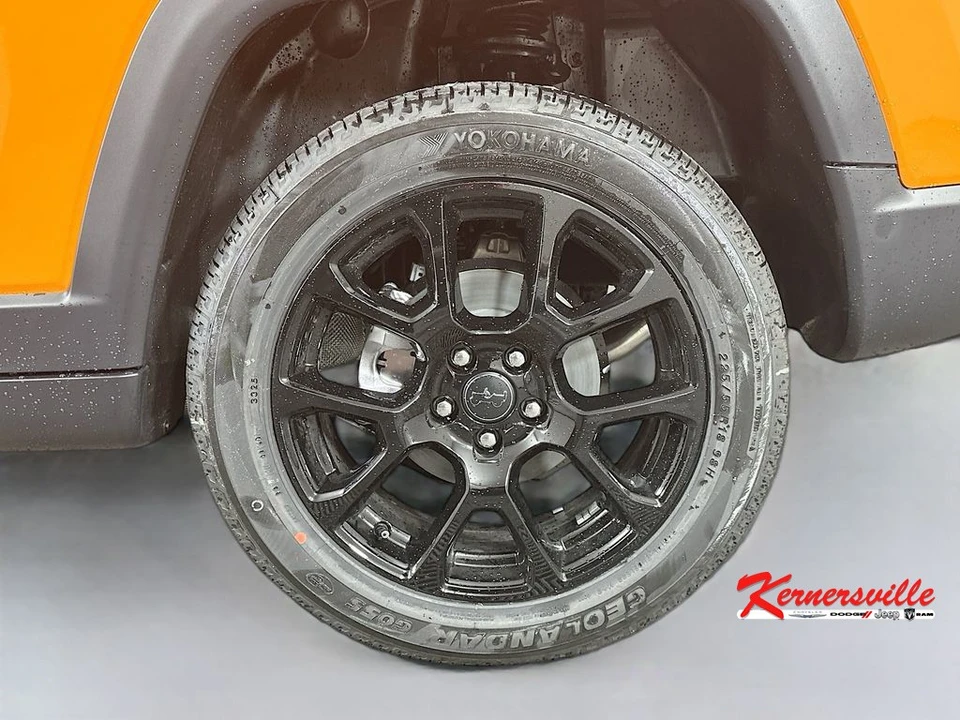 2026 Jeep Compass - Image 17 of 21