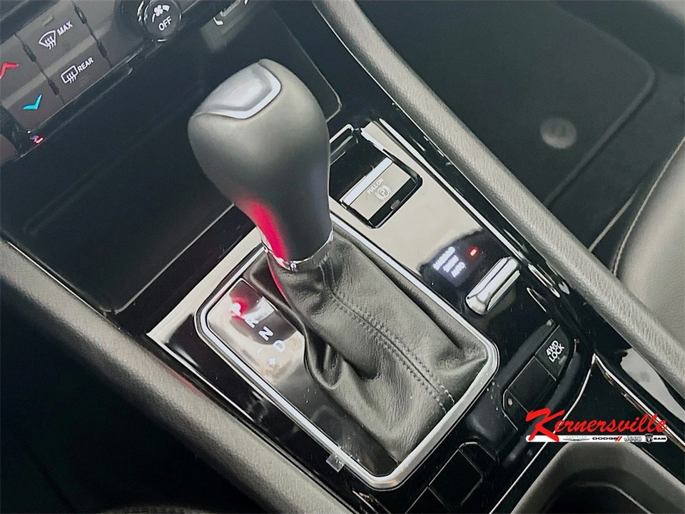 2026 Jeep Compass - Image 12 of 21