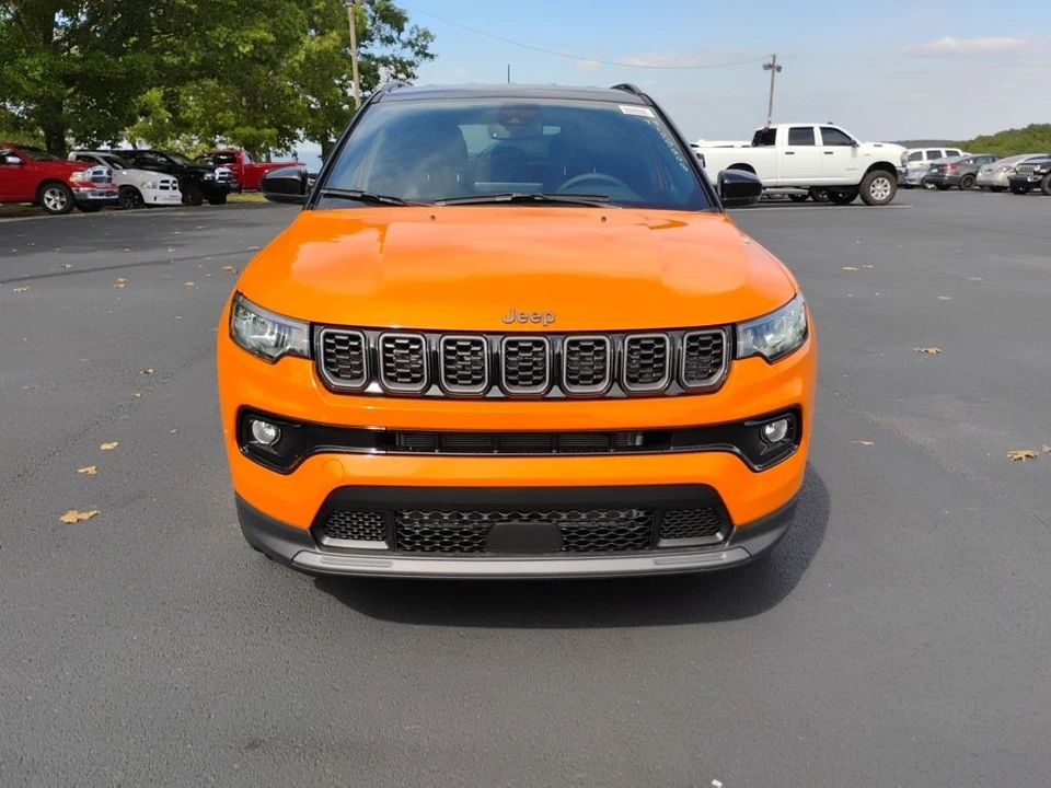 2026 Jeep Compass - Image 2 of 12
