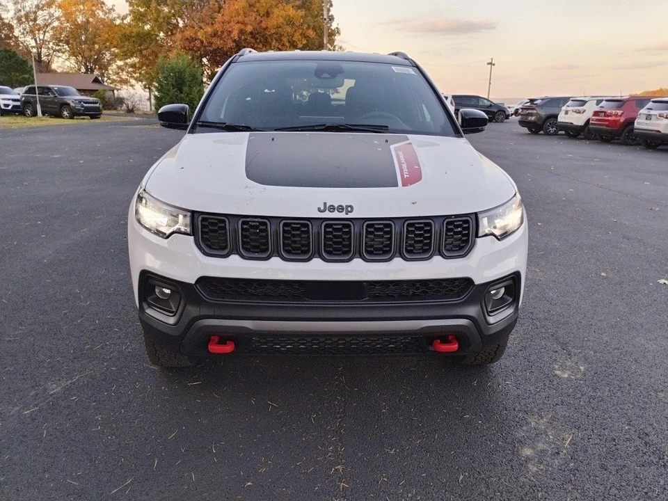 2026 Jeep Compass - Image 2 of 12