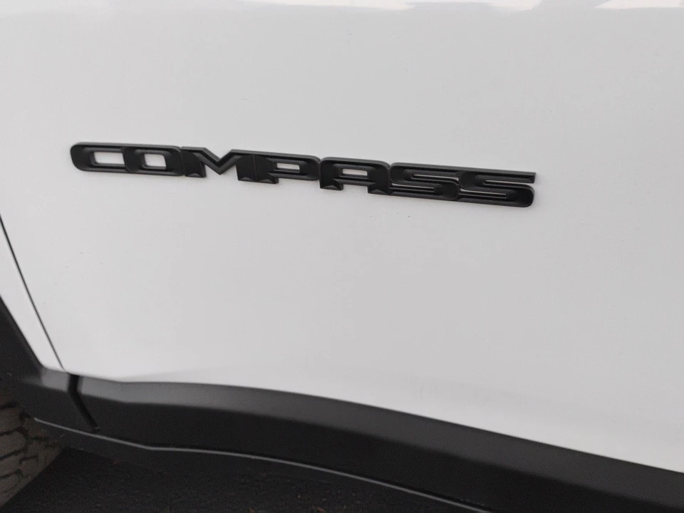 2026 Jeep Compass - Image 11 of 12