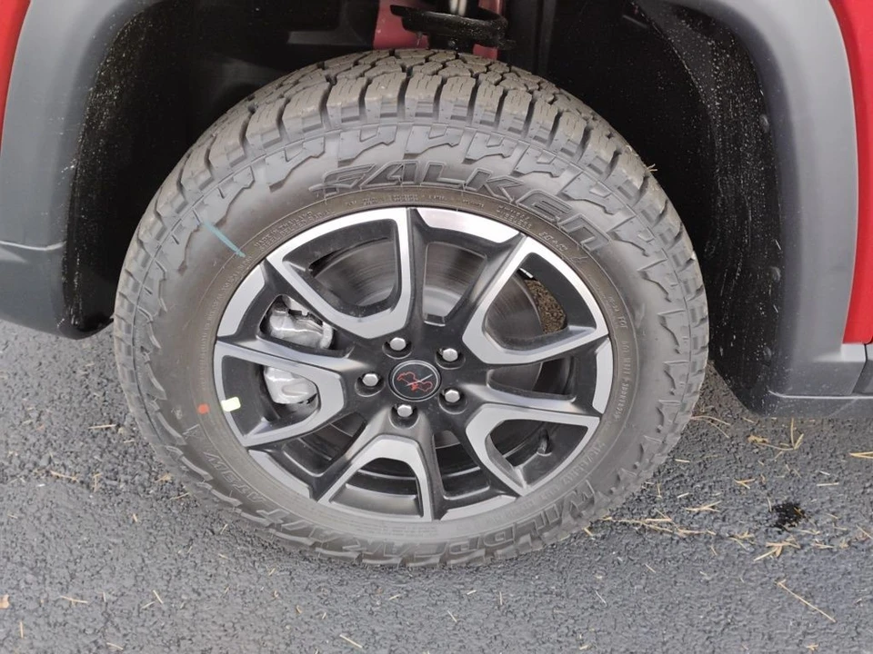 2026 Jeep Compass - Image 10 of 12