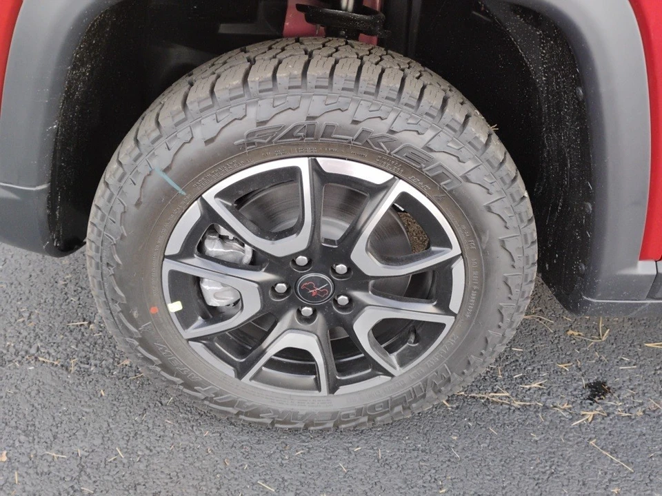 2026 Jeep Compass - Image 10 of 12