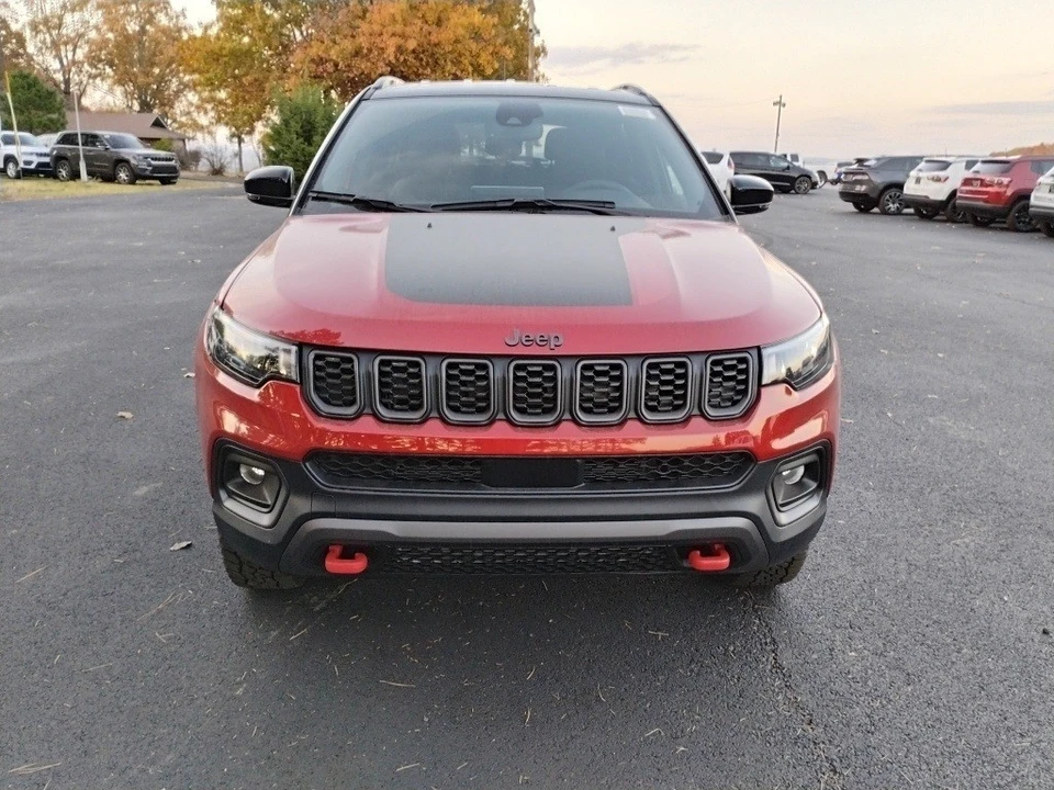 2026 Jeep Compass - Image 2 of 12