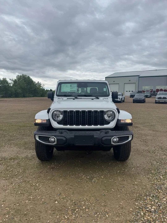 2026 Jeep JT Gladiator - Image 2 of 10