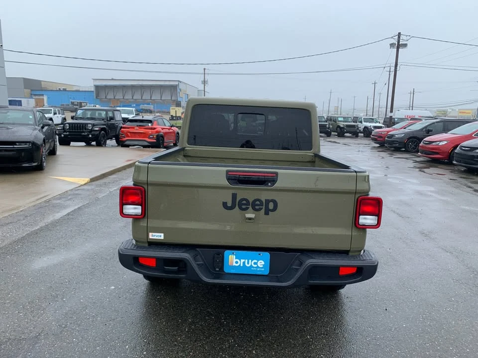 2026 Jeep JT Gladiator - Image 5 of 16