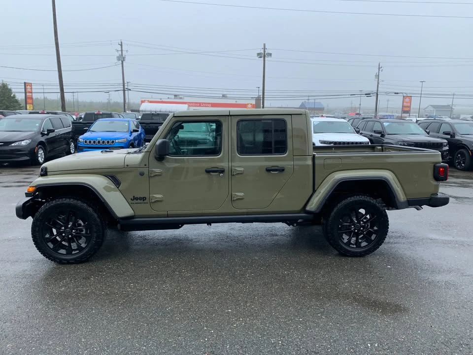 2026 Jeep JT Gladiator - Image 7 of 16