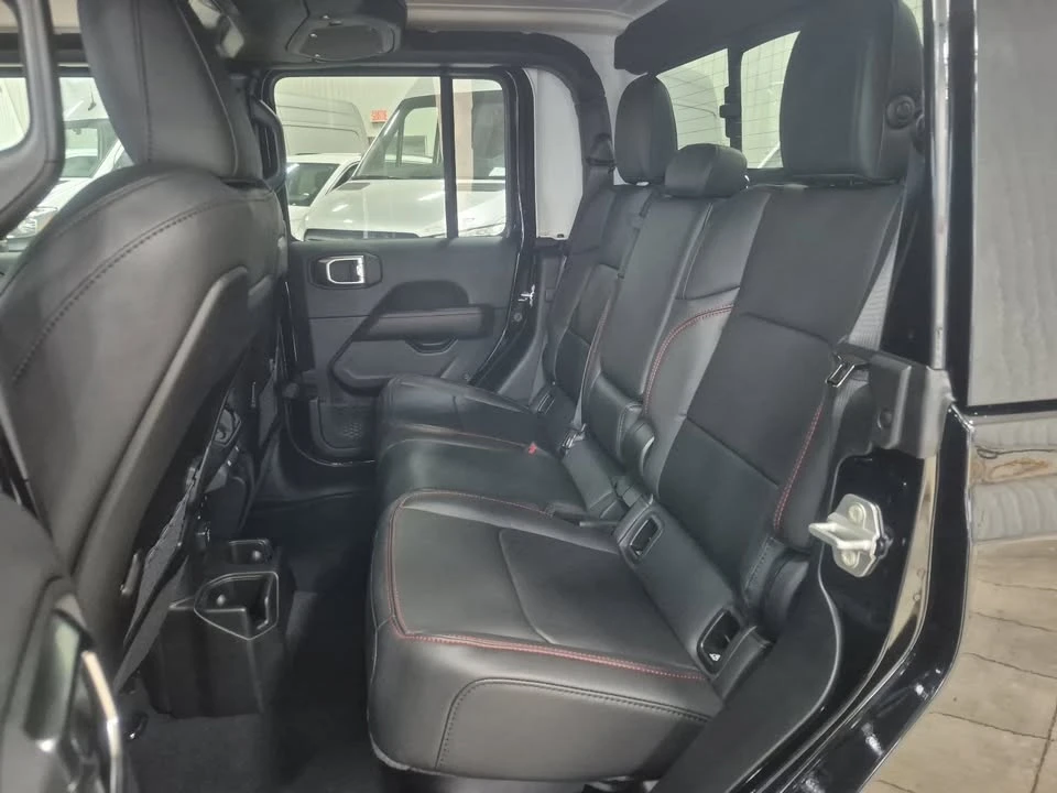 2026 Jeep JT Gladiator - Image 11 of 19