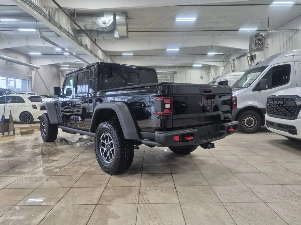 2026 Jeep JT Gladiator - Image 4 of 19