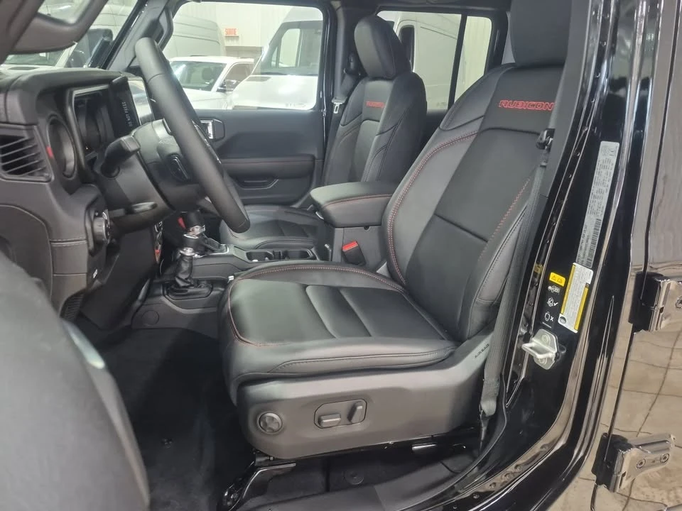 2026 Jeep JT Gladiator - Image 10 of 19