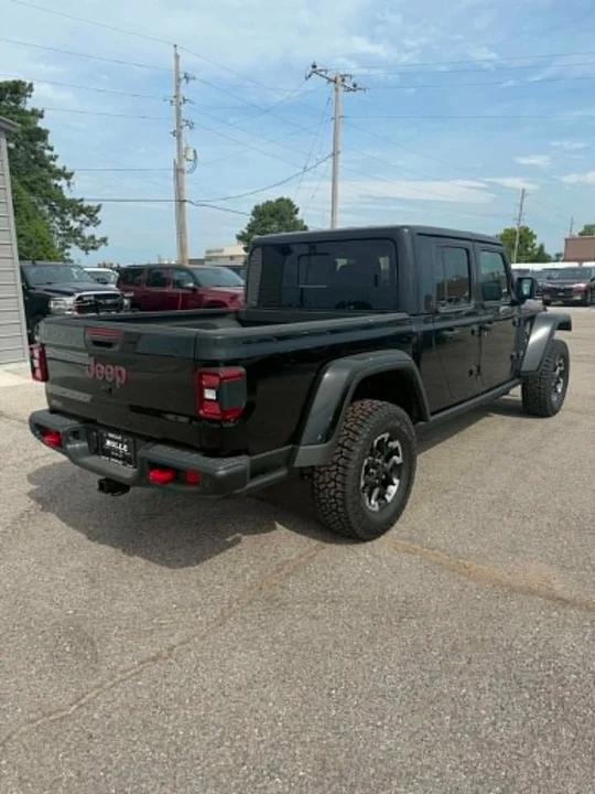 2026 Jeep JT Gladiator - Image 5 of 17