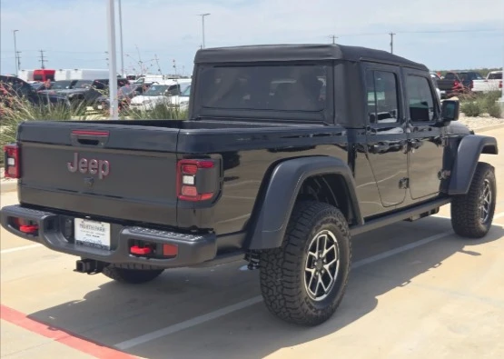2026 Jeep JT Gladiator - Image 4 of 12