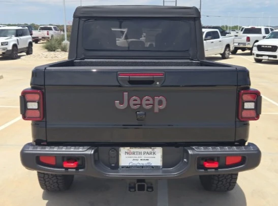 2026 Jeep JT Gladiator - Image 5 of 12