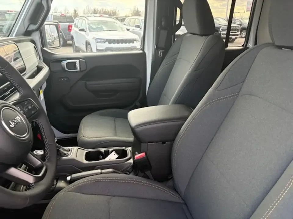 2026 Jeep JT Gladiator - Image 11 of 19
