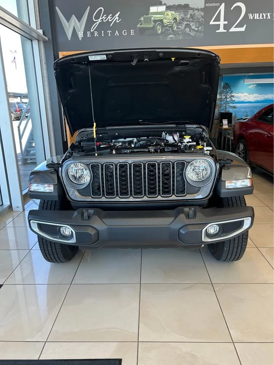 2026 Jeep JT Gladiator - Image 2 of 6