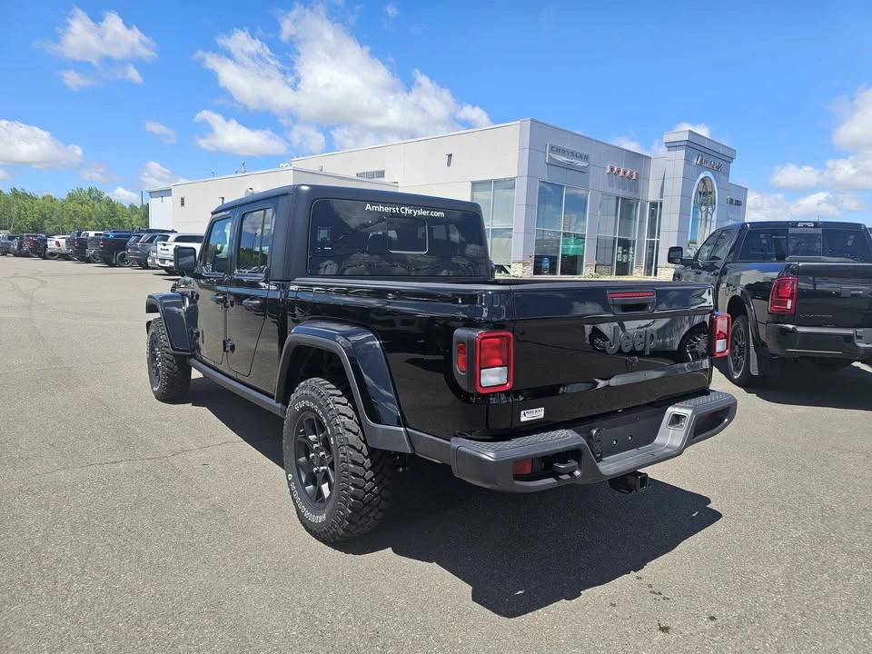 2026 Jeep JT Gladiator - Image 8 of 21