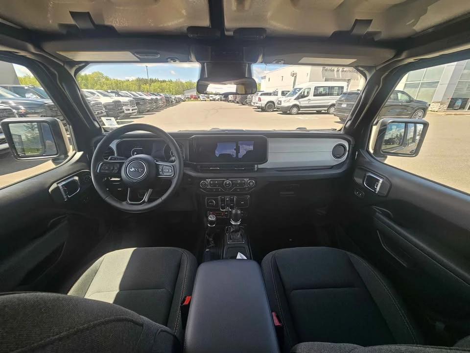 2026 Jeep JT Gladiator - Image 11 of 21