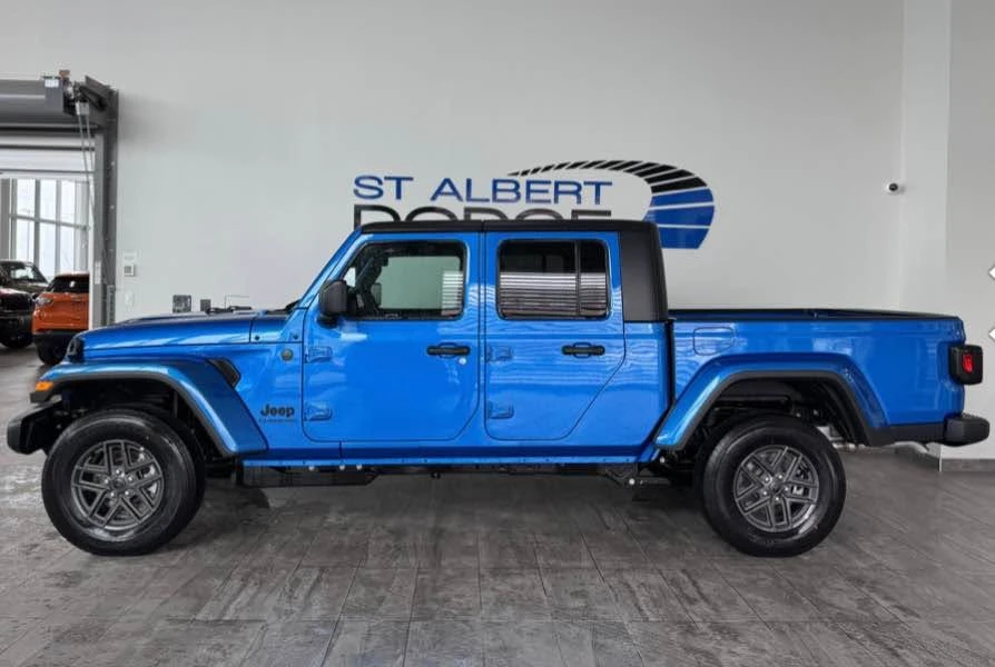 2026 Jeep JT Gladiator - Image 17 of 20