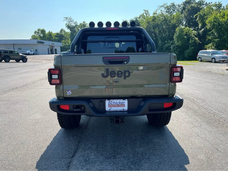 2026 Jeep JT Gladiator - Image 6 of 10