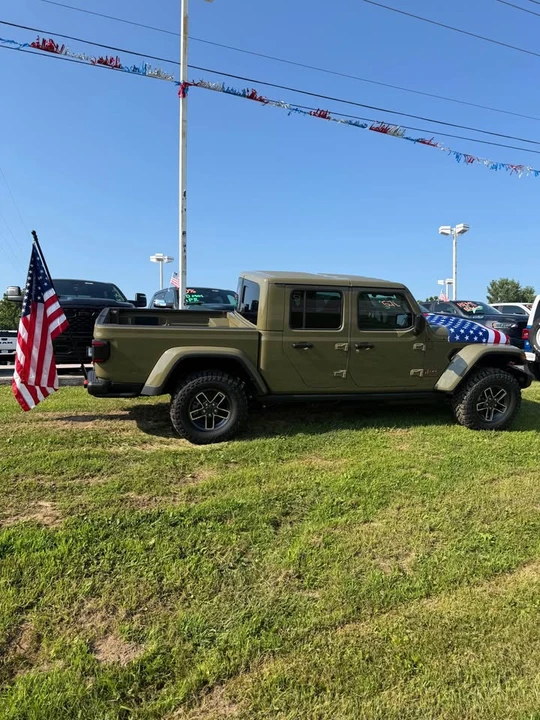 2026 Jeep JT Gladiator - Image 7 of 10