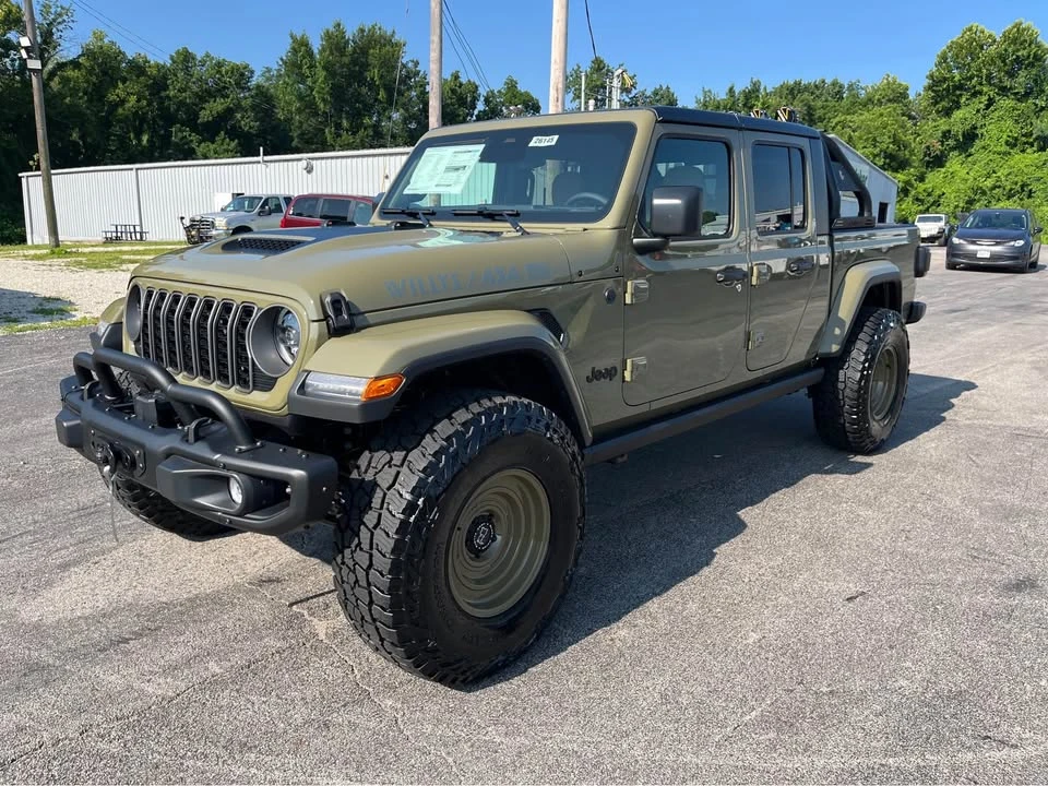 2026 Jeep JT Gladiator - Image 2 of 10