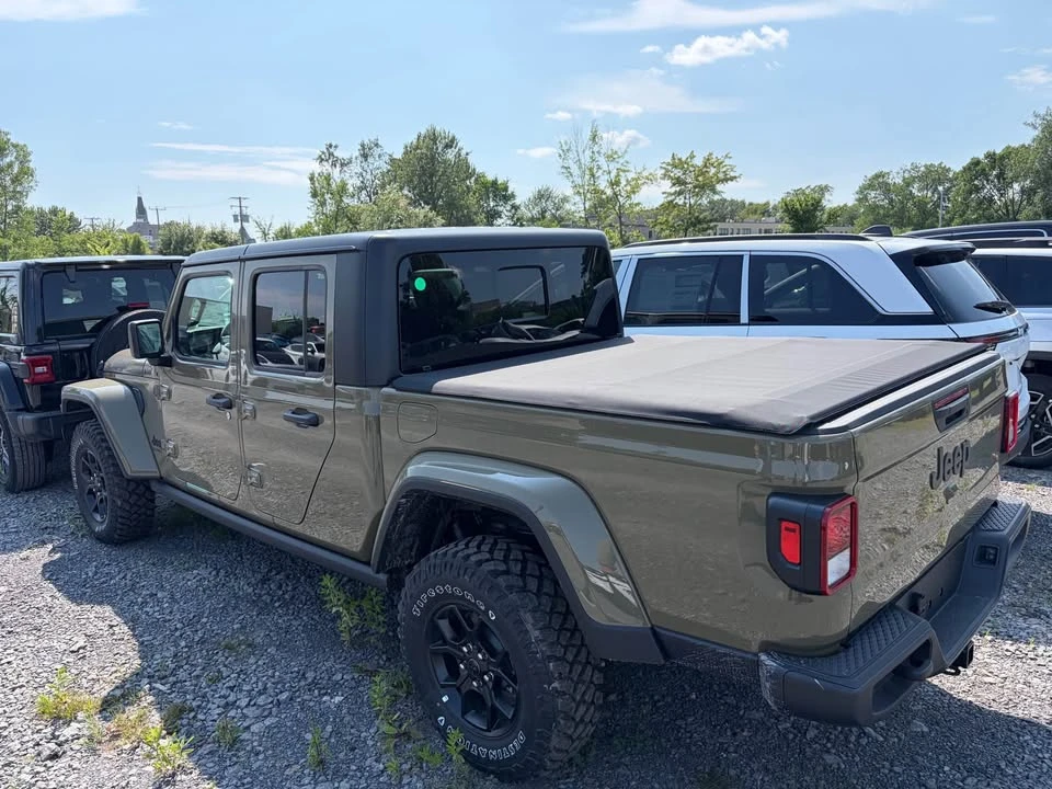 2026 Jeep JT Gladiator - Image 3 of 3