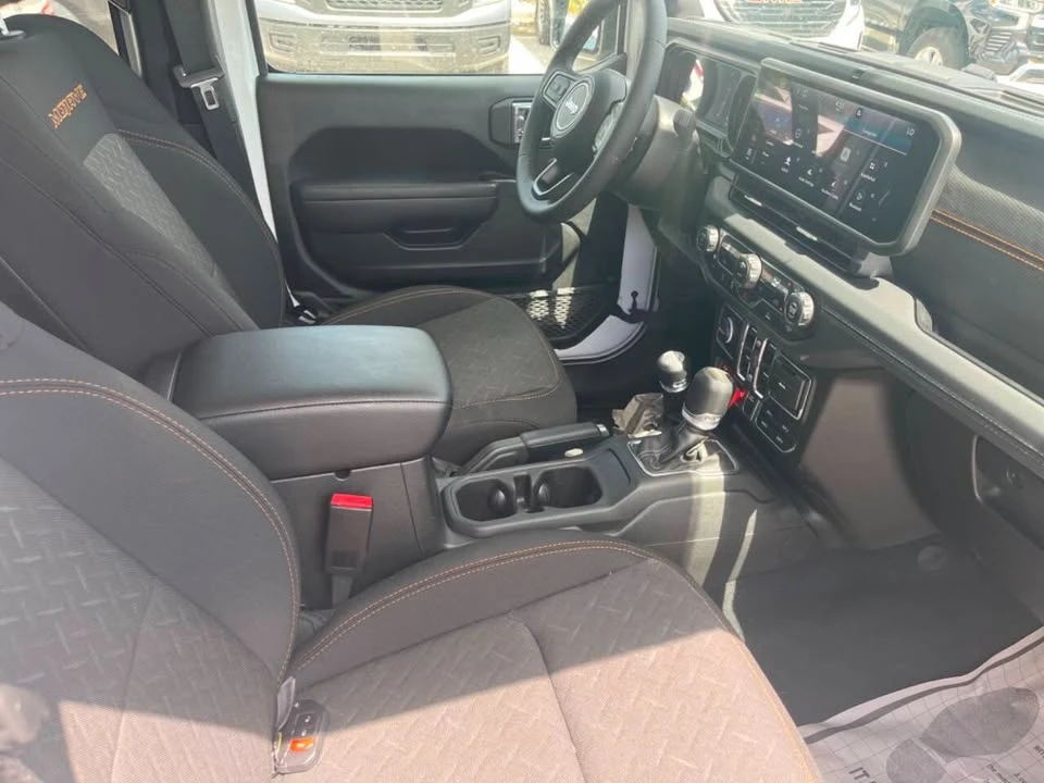 2026 Jeep JT Gladiator - Image 11 of 20
