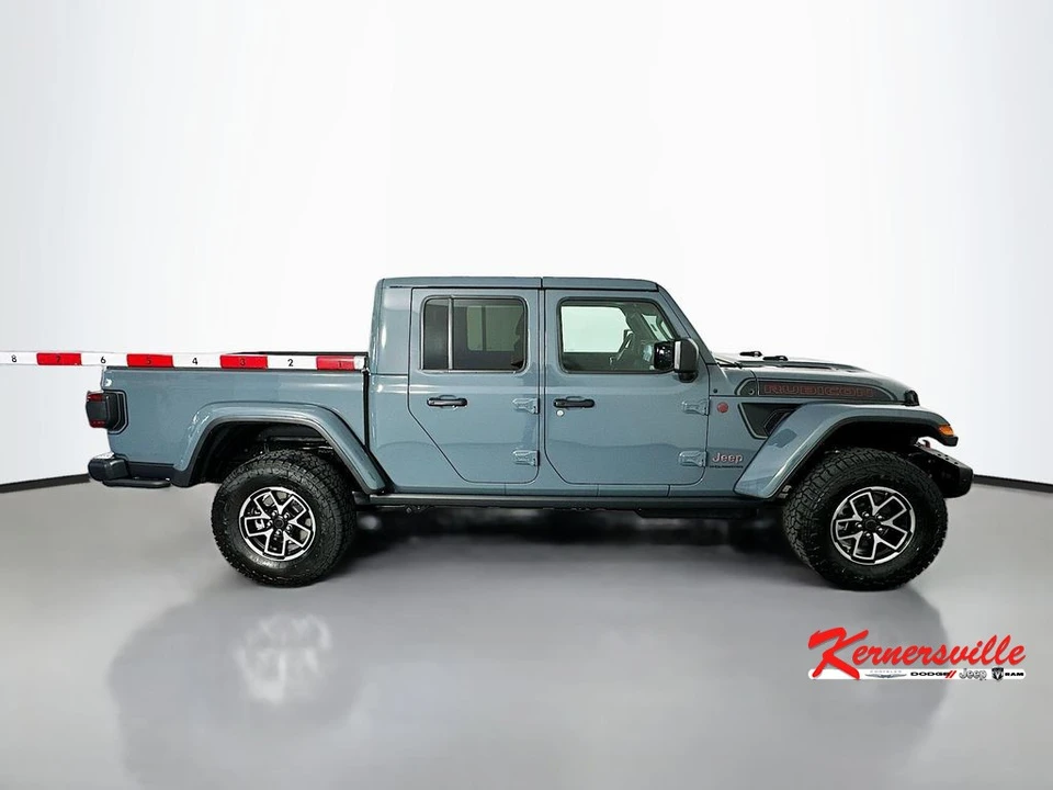 2026 Jeep JT Gladiator - Image 8 of 23