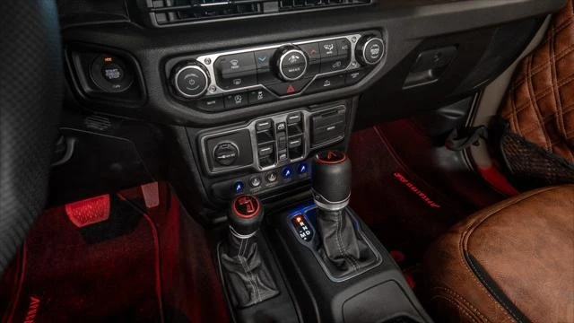 2026 Jeep JT Gladiator - Image 13 of 31