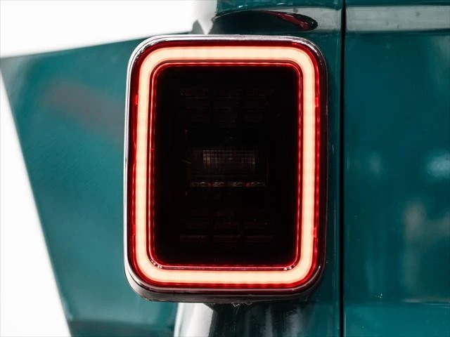 2026 Jeep JT Gladiator - Image 15 of 31