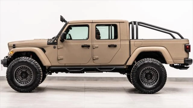 2026 Jeep JT Gladiator - Image 11 of 31