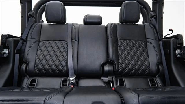 2026 Jeep JT Gladiator - Image 28 of 31