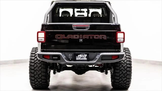 2026 Jeep JT Gladiator - Image 9 of 31