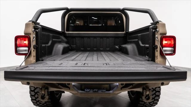 2026 Jeep JT Gladiator - Image 13 of 31