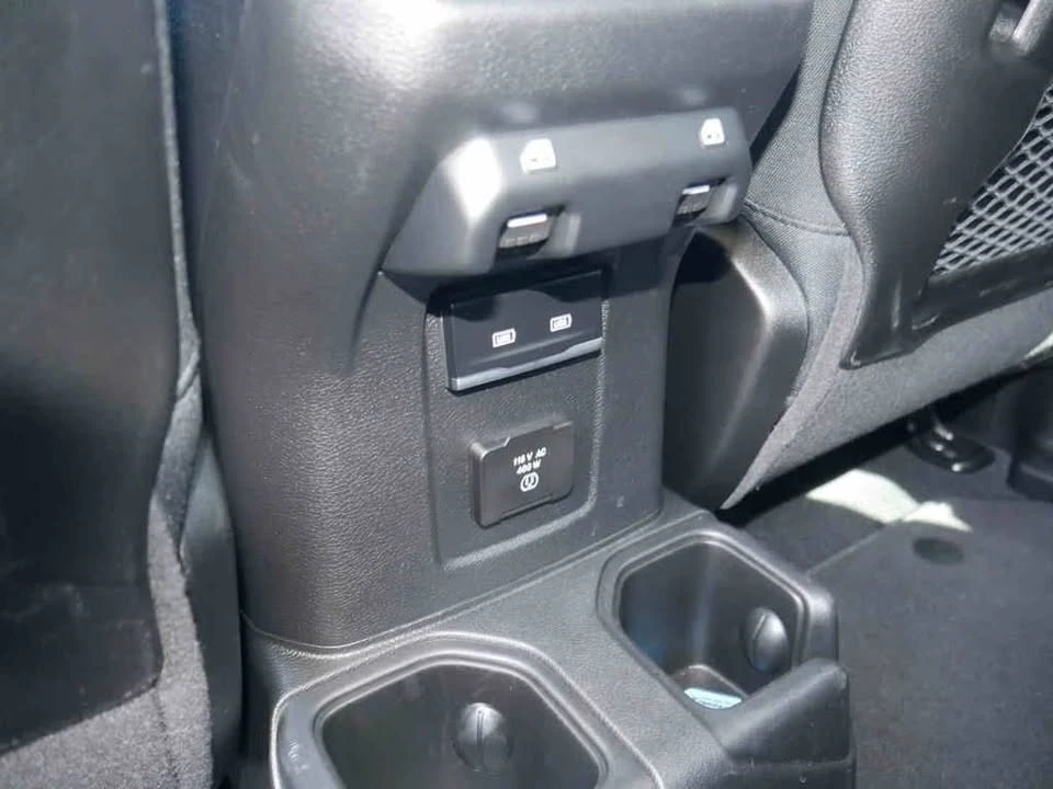 2026 Jeep JT Gladiator - Image 12 of 16
