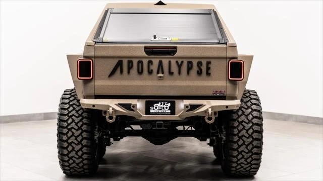 2026 Jeep JT Gladiator - Image 14 of 31