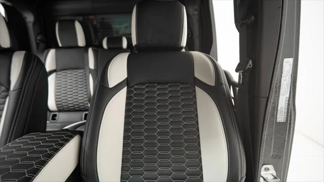 2026 Jeep JT Gladiator - Image 3 of 21