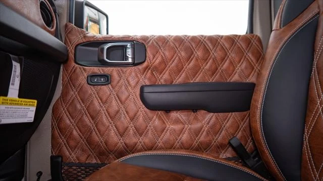 2026 Jeep JT Gladiator - Image 19 of 21