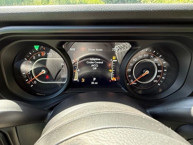 2026 Jeep JT Gladiator - Image 20 of 31