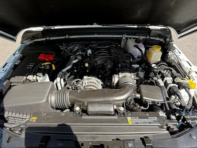 2026 Jeep JT Gladiator - Image 11 of 31