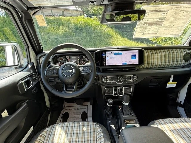 2026 Jeep JT Gladiator - Image 12 of 31