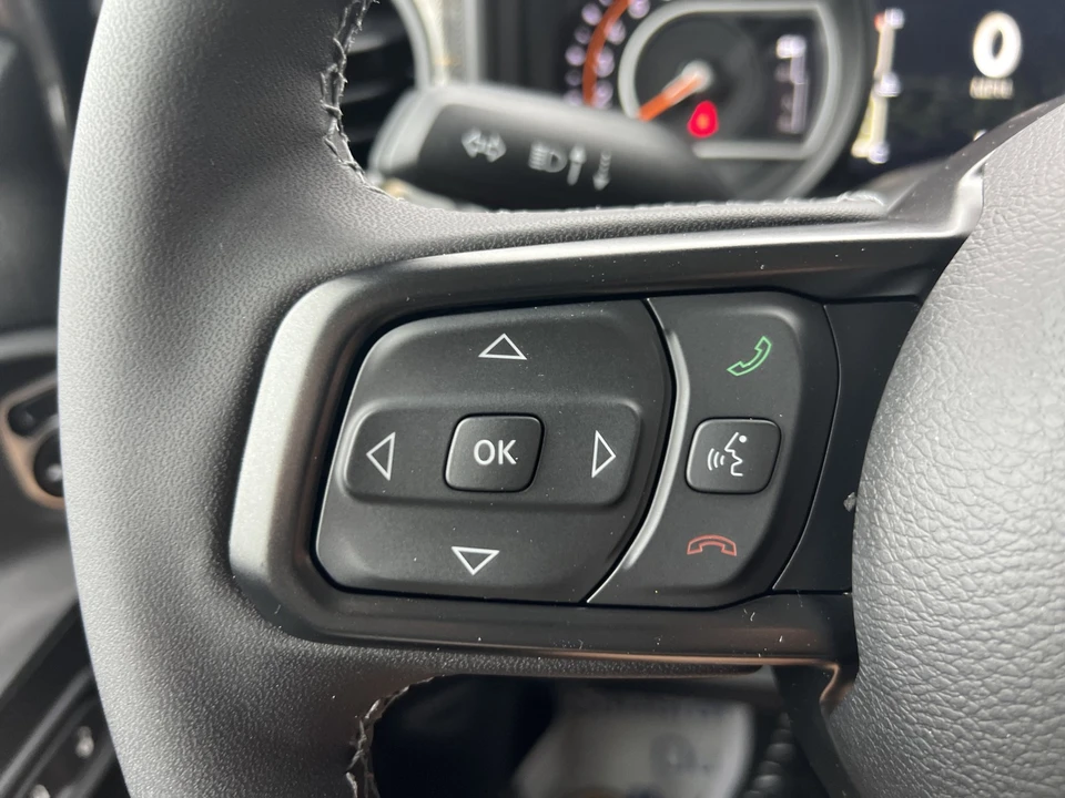 2026 Jeep JT Gladiator - Image 27 of 31