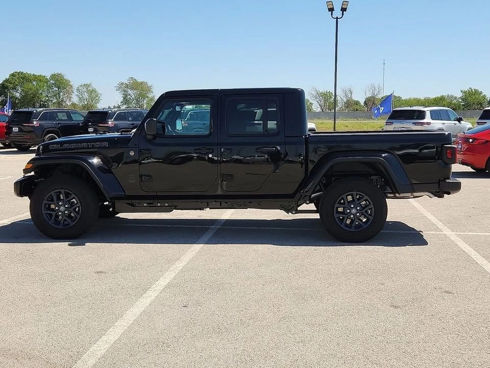 2026 Jeep JT Gladiator - Image 3 of 9