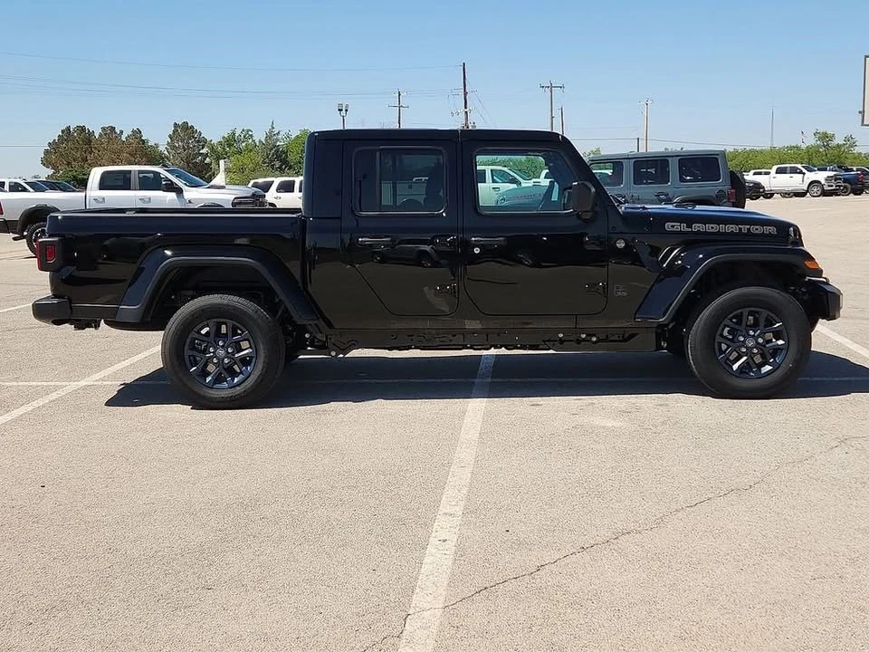 2026 Jeep JT Gladiator - Image 2 of 9