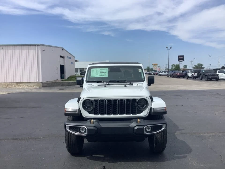 2026 Jeep JT Gladiator - Image 2 of 20